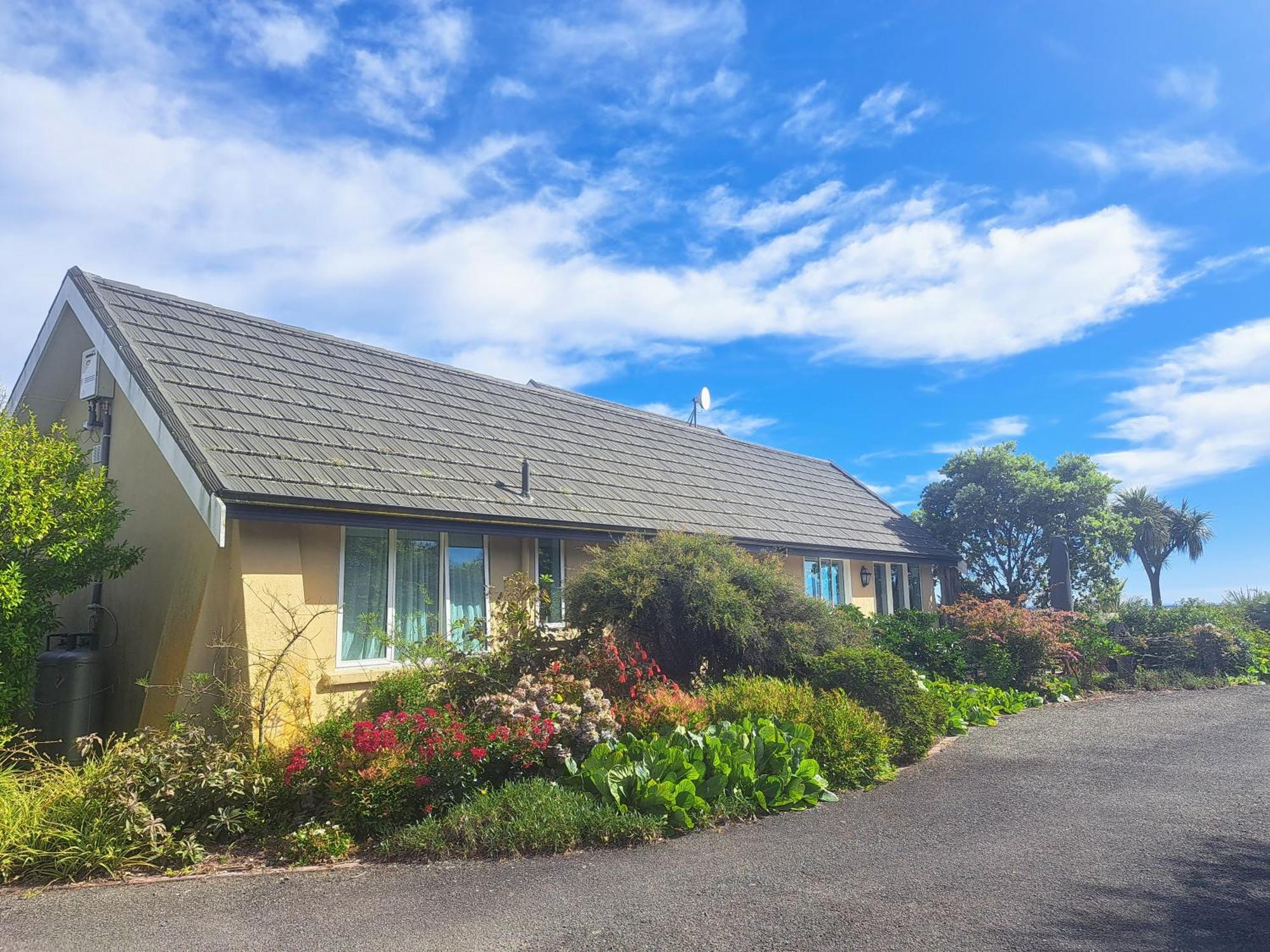 Golden Hills Farm Cottage ネルソン エクステリア 写真